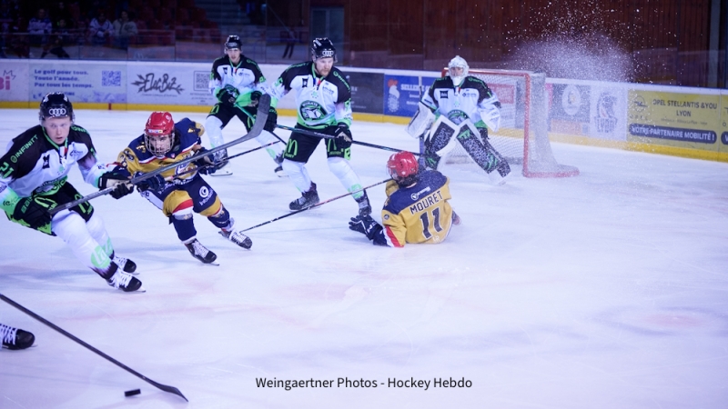 Photo hockey Division 1 - Division 1 : 13ème journée : Lyon vs Epinal - Epinal rugit, Lyon miaule Photo hockey Division 1 - Division 1 : 13ème journée : Lyon vs Epinal - Epinal rugit, Lyon miaule