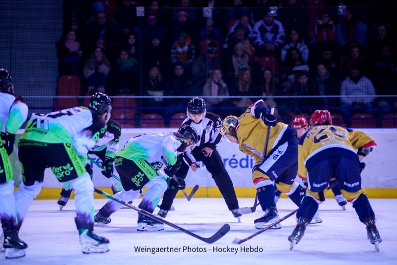 Photo hockey Division 1 - Division 1 : 13ème journée : Lyon vs Epinal - Epinal rugit, Lyon miaule Photo hockey Division 1 - Division 1 : 13ème journée : Lyon vs Epinal - Epinal rugit, Lyon miaule