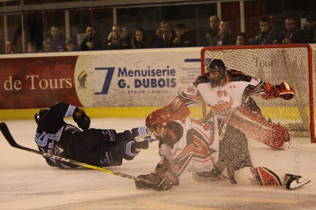 Photo hockey Division 1 - Division 1 : 13me journe : Tours  vs Neuilly/Marne - Tours vainqueur aux tirs aux buts