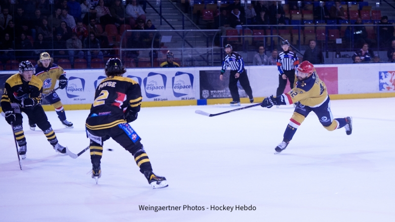 Photo hockey Division 1 - Division 1 : 14ème journée : Lyon vs Chambéry - Lyon se rebiffe en s Photo hockey Division 1 - Division 1 : 14ème journée : Lyon vs Chambéry - Lyon se rebiffe en s