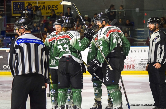 Photo hockey Division 1 - Division 1 : 14me journe : Nantes  vs Montpellier  - Des Nantais tincelants