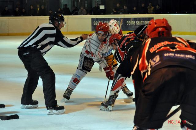 Photo hockey Division 1 - Division 1 : 14me journe : Neuilly/Marne vs Mont-Blanc - Les Bisons au finish 
