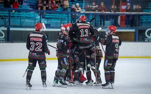 Photo hockey Division 1 - Division 1 : 15me journe : Mont-Blanc vs Morzine-Avoriaz - Derby engag, fin de match discute