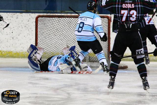 Photo hockey Division 1 - Division 1 : 15me journe : Mont-Blanc vs Tours  - Le Mont-Blanc au dessus des Remparts