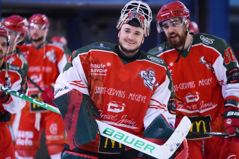 Photo hockey Division 1 - Division 1 : 16me journe : Mont-Blanc vs Neuilly/Marne - Un grand bol dair pour Mont-Blanc