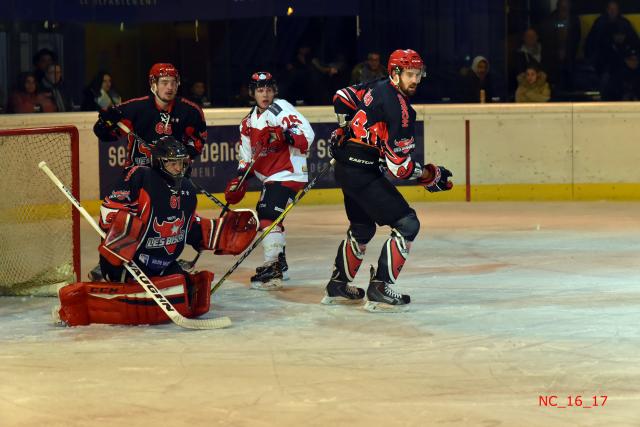 Photo hockey Division 1 - Division 1 : 16me journe : Neuilly/Marne vs Brianon  - Brianon enfonce les Bisons