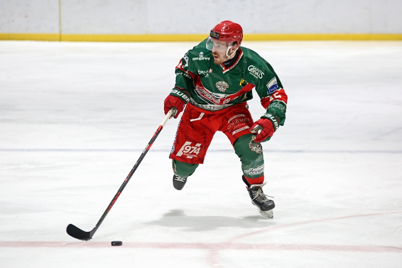 Photo hockey Division 1 - Division 1 : 17me journe : Mont-Blanc vs Montpellier  - Mont-Blanc: 3 en 3  domicile!