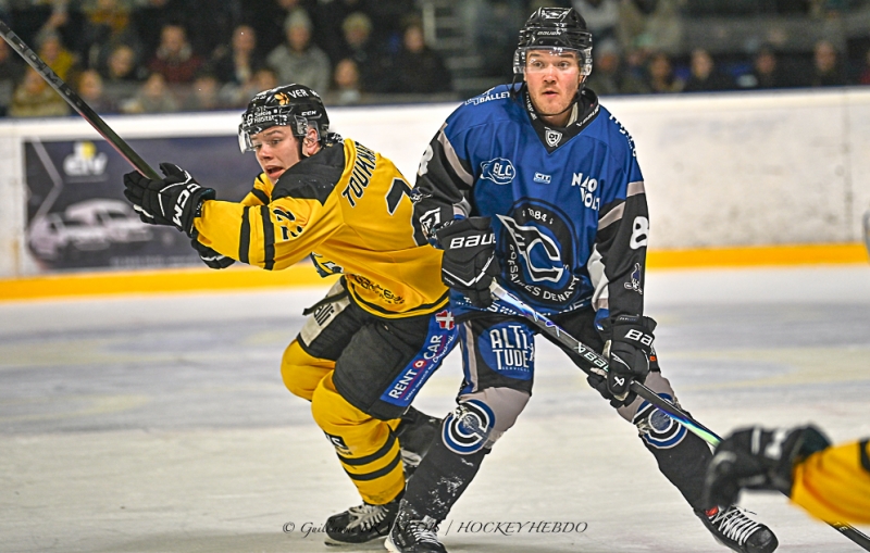 Photo hockey Division 1 - Division 1 : 17�me journ�e : Nantes vs Chamb�ry - Chamb�ry d�roule et s�impose � Nantes 