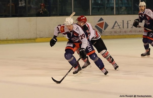 Photo hockey Division 1 - Division 1 : 18me journe : Montpellier  vs Neuilly/Marne - VIPERS VS BISONS