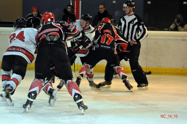 Photo hockey Division 1 - Division 1 : 18me journe : Neuilly/Marne vs Toulouse-Blagnac - Un brouillon aprs les ftes