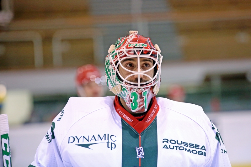 Photo hockey Division 1 - Division 1 : 20me journe : Mont-Blanc vs Cergy-Pontoise - D1 : Le sourire du Joker!
