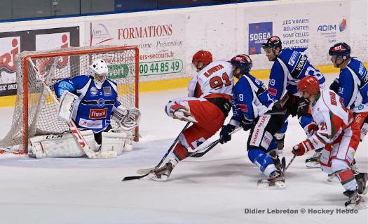 Photo hockey Division 1 - Division 1 : 20ème journée : Nantes vs Courbevoie - Un match de gardiens ! Photo hockey Division 1 - Division 1 : 20ème journée : Nantes vs Courbevoie - Un match de gardiens !