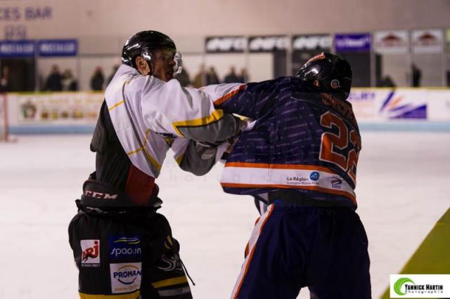 Photo hockey Division 1 - Division 1 : 23me journe : Clermont-Ferrand vs Brest  - D1 : Clermont amoindri s