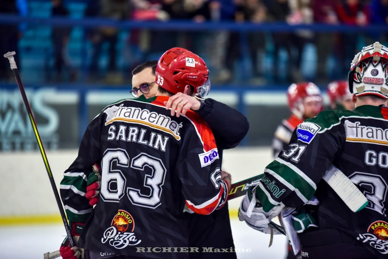 Photo hockey Division 1 - Division 1 : 23me journe : Mont-Blanc vs Montpellier  - Lessentiel cest les 3 points!