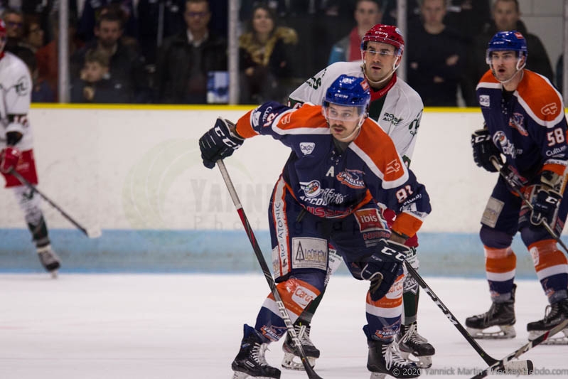 Photo hockey Division 1 - Division 1 : 25me journe : Clermont-Ferrand vs Cergy-Pontoise - Les Jokers plus offensifs, s