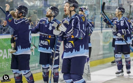 Photo hockey Division 1 - Division 1 : 25me journe : Tours  vs Morzine-Avoriaz - Une dinguerie !!! 