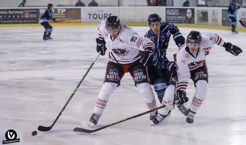 Photo hockey Division 1 - Division 1 : 25me journe : Tours  vs Morzine-Avoriaz - Une dinguerie !!! 