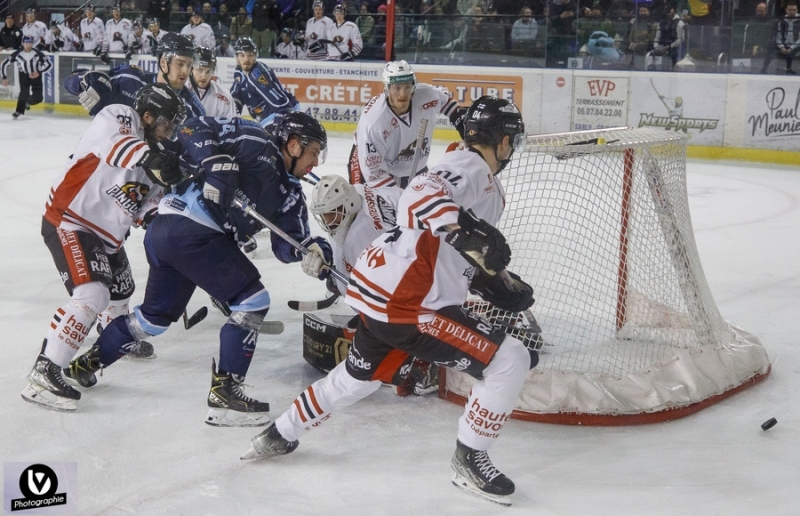 Photo hockey Division 1 - Division 1 : 25me journe : Tours  vs Morzine-Avoriaz - Une dinguerie !!! 
