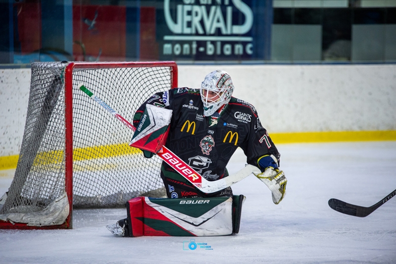 Photo hockey Division 1 - Division 1 : 28�me journ�e : Mont-Blanc vs Valenciennes - Mont-Blanc en play-offs, Valenciennes un point�!