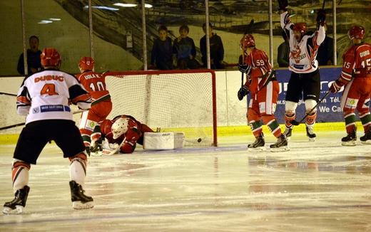 Photo hockey Division 1 - Division 1 : 2me journe : Courbevoie  vs Neuilly/Marne - Neuilly en force