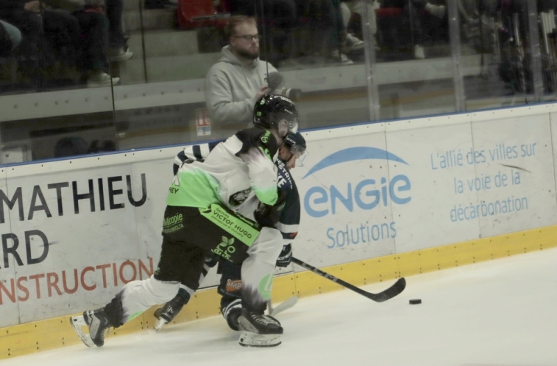 Photo hockey Division 1 - Division 1 : 2me journe : Dunkerque vs Epinal  - pinal ressort vainqueur de ce premier choc 