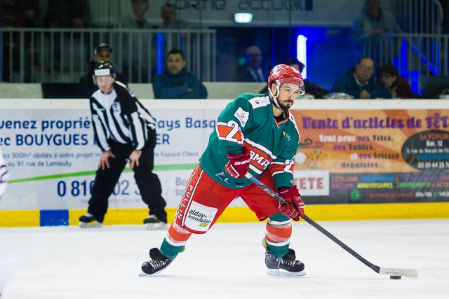 Photo hockey Division 1 - Division 1 : 3me journe : Anglet vs La Roche-sur-Yon - Anglet vite le pige