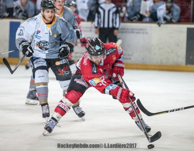 Photo hockey Division 1 - Division 1 : 3me journe : Brianon  vs Brest  - D1: Brest blanchi les Diables rouges 