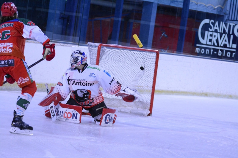 Photo hockey Division 1 - Division 1 : 4me journe : Mont-Blanc vs Cholet  - Pnalits, souffrance, puis dlivrance !