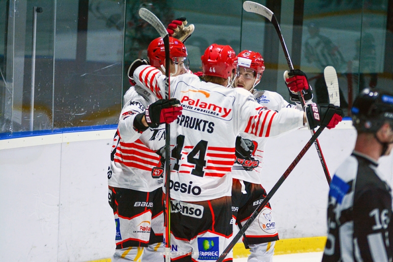 Photo hockey Division 1 - Division 1 : 5ème journée : Mont-Blanc vs Cholet  - Mont-Blanc remporte un magnifique combat !