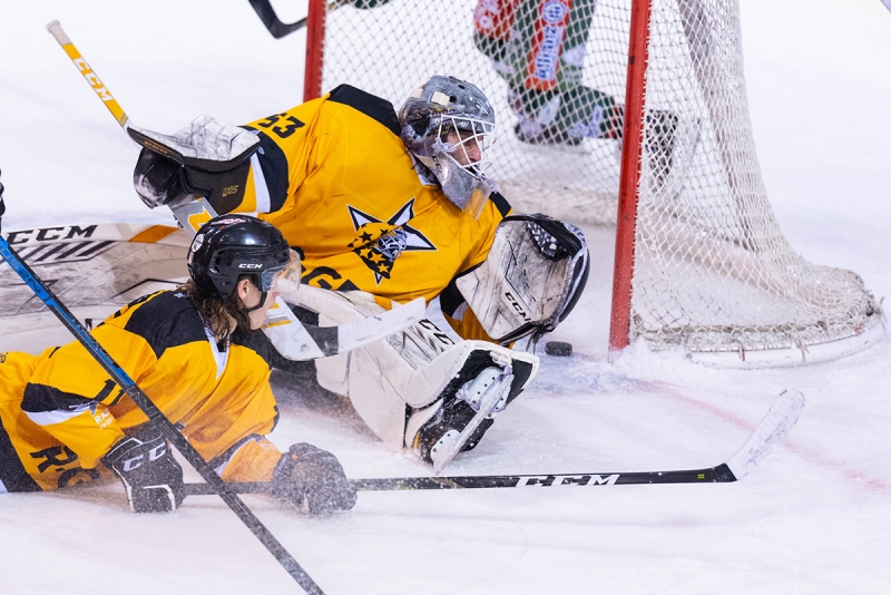 Photo hockey Division 1 - Division 1 : 6me journe : Mont-Blanc vs Strasbourg  - LEtoile scintille sur le Mont-Blanc