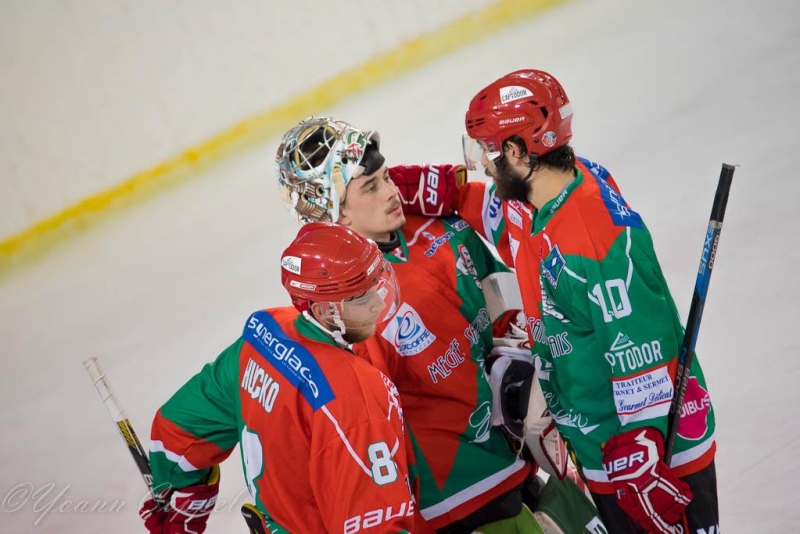 Photo hockey Division 1 - Division 1 : 7me journe : Mont-Blanc vs Anglet - Anglet sen sort bien, Mont-Blanc se rassure