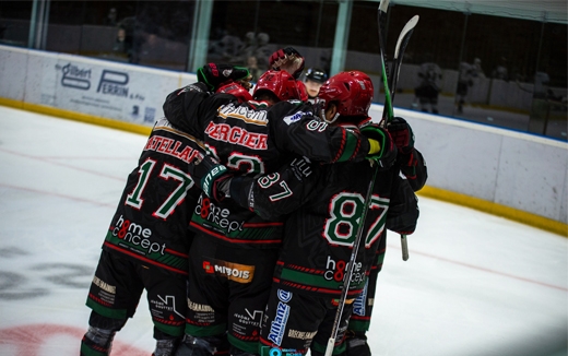 Photo hockey Division 1 - Division 1 : 7me journe : Mont-Blanc vs Villard-de-Lans - Le Yti chasse difficilement les Ours !