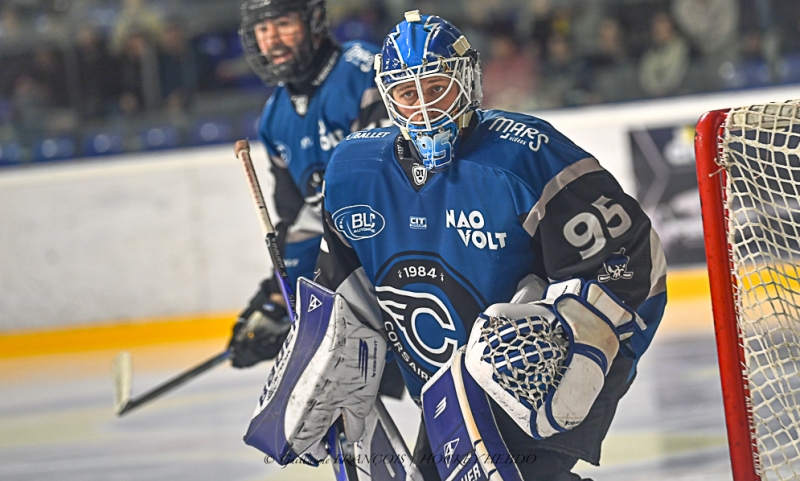 Photo hockey Division 1 - Division 1 : 7�me journ�e : Nantes vs Meudon - Nantes solide et r�aliste face � Meudon