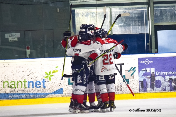 Photo hockey Division 1 - Division 1 : 8me journe : Nantes  vs Caen  - Nantes simpose en Leader