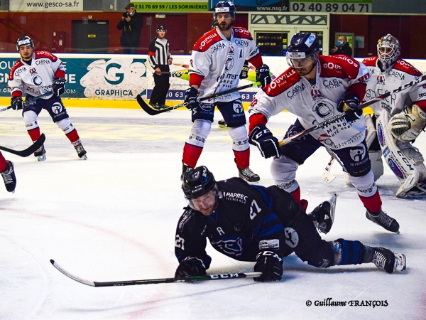 Photo hockey Division 1 - Division 1 : 8me journe : Nantes  vs Caen  - Nantes simpose en Leader