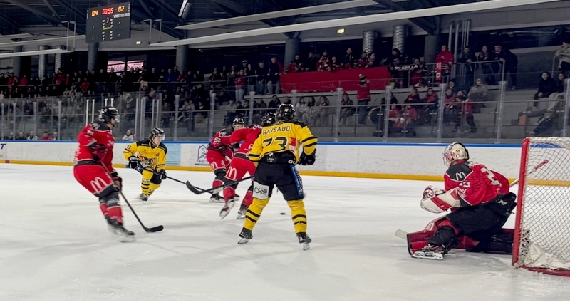 Photo hockey Division 1 - Division 1 : 8me journe : Valenciennes vs Chambry - Bouffe d