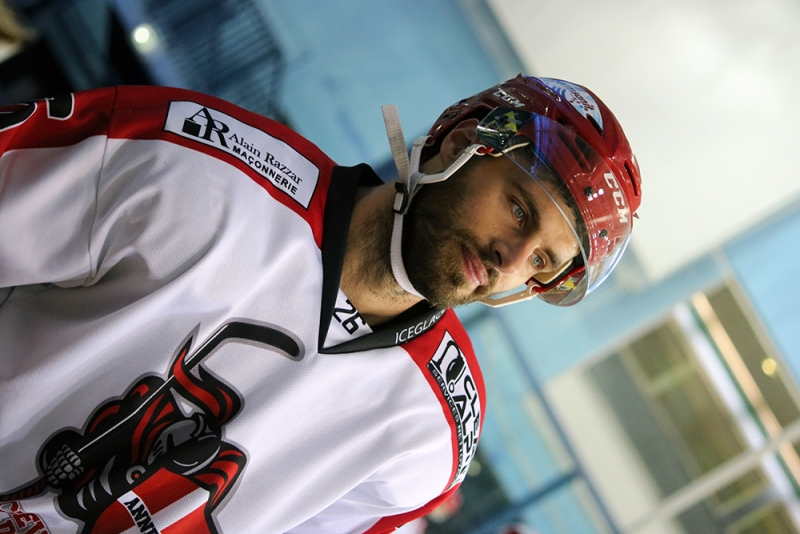 Photo hockey Division 1 - Division 1 : 9me journe : Mont-Blanc vs Annecy - Le Chevalier refroidi