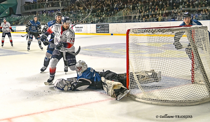 Photo hockey Division 1 - Division 1 : 9me journe : Nantes vs Caen  - Nantes sincline aprs un duel intense