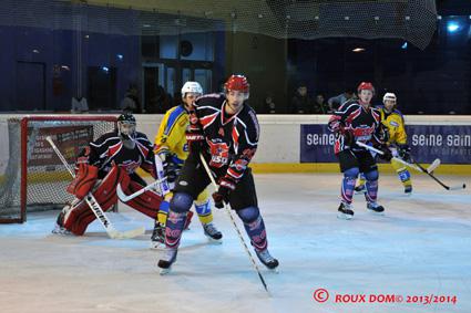 Photo hockey Division 1 - Division 1 : 9ème journée : Neuilly/Marne vs Dunkerque - Les Bisons marquent leur territoire Photo hockey Division 1 - Division 1 : 9ème journée : Neuilly/Marne vs Dunkerque - Les Bisons marquent leur territoire
