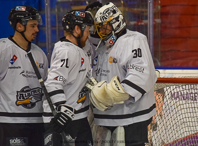 Photo hockey Division 1 - Division 1 - Finale match 3 : Cholet  vs Brest  - Cholet reste en vie en remportant le match 3