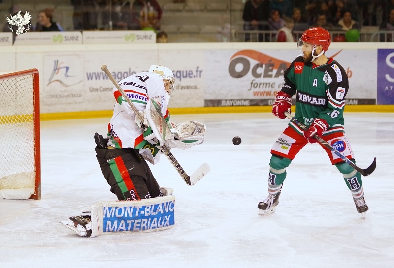 Photo hockey Division 1 - Division 1 : playoff, quart de finale, match 1 : Anglet vs Mont-Blanc - Anglet dun souffle