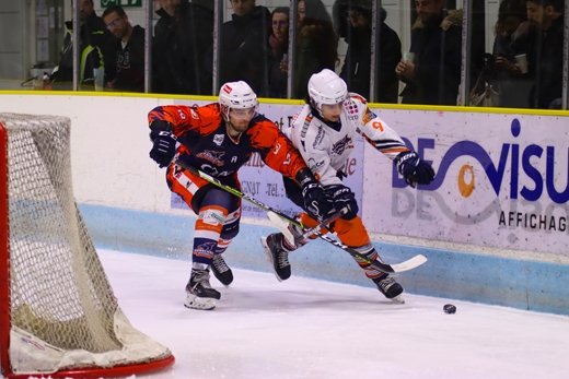 Photo hockey Division 1 - Division 1 - Poule de maintien - J3 : Clermont-Ferrand vs Montpellier  - Clermont : Enfin une victoire à 3 points