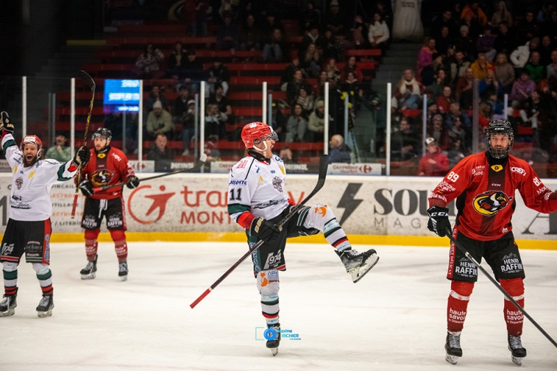 Photo hockey Division 1 - Division 1 - Poule de Maintien - J5 : Morzine-Avoriaz vs Mont-Blanc - Les Mille et une histoires du Mont-Blanc !