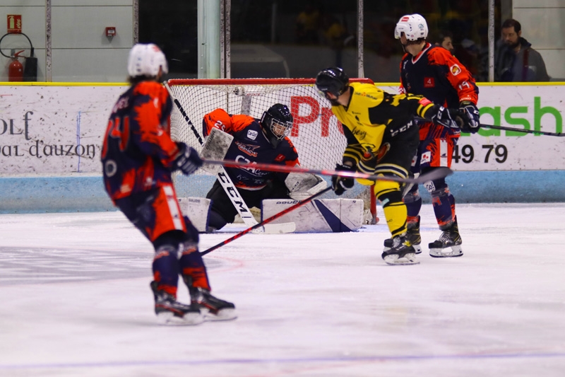 Photo hockey Division 1 - Division 1 - Poule de maintien - J6 : Clermont-Ferrand vs Chambéry - Clap de fin pour Clermont