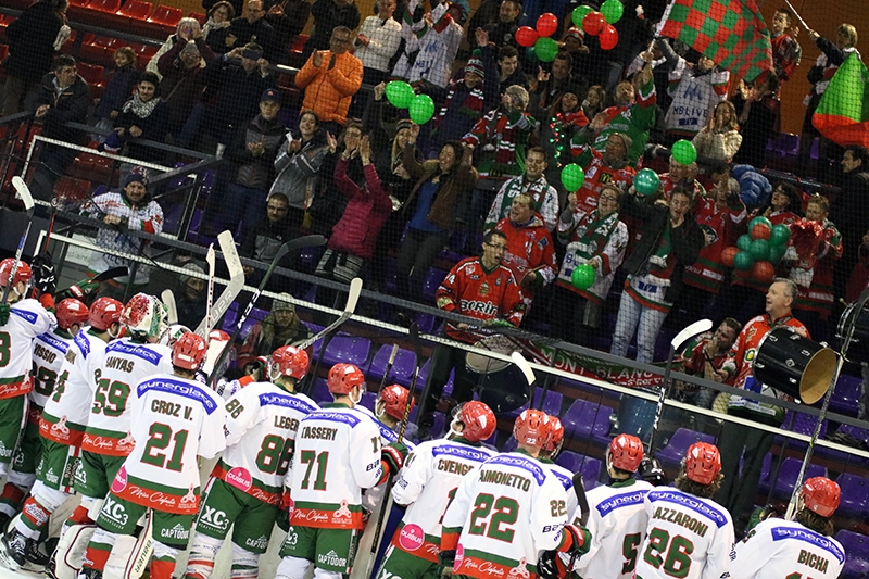 Photo hockey Division 1 - Division 1 - poule de maintien 3me journe : Chambry vs Mont-Blanc - Mont-Blanc et son public ont vaincu Chambry