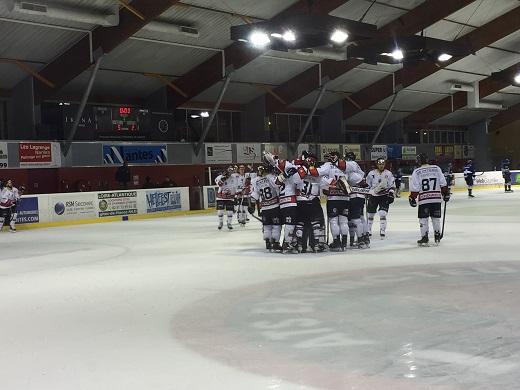 Photo hockey Division 1 - Division 1 : quart de finale, match 1 : Nantes  vs Nice - Nantes a rsist jusquau bout