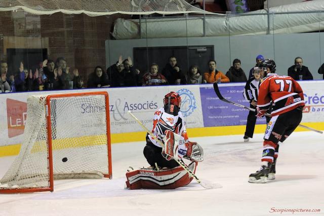 Photo hockey Division 1 - Division 1 : quart de finale, match 2 : Mulhouse vs Neuilly/Marne - Les Scorpions ont eu chaud Photo hockey Division 1 - Division 1 : quart de finale, match 2 : Mulhouse vs Neuilly/Marne - Les Scorpions ont eu chaud