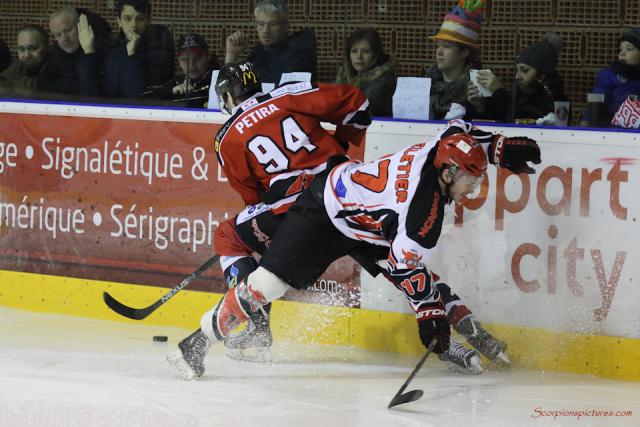 Photo hockey Division 1 - Division 1 : quart de finale, match 3 : Mulhouse vs Neuilly/Marne - Une fin de saison pour les Scorpions 
