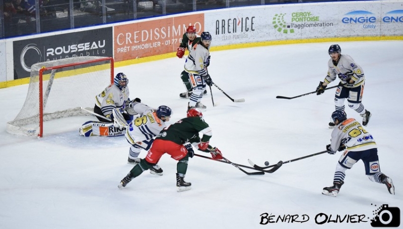 Photo hockey Division 1 - Division 1 - Quart de Finale match 1 : Cergy-Pontoise vs Dunkerque - Cergy remporte les deux premires batailles