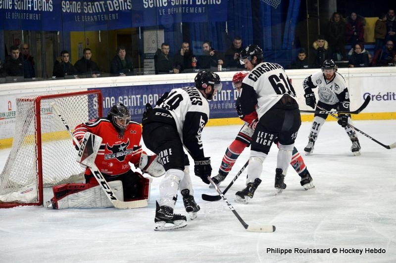 Photo hockey Division 1 - Division 1 - Quart de Finale match 1 : Neuilly/Marne vs Nantes  - Les Corsaires premiers sur le pont